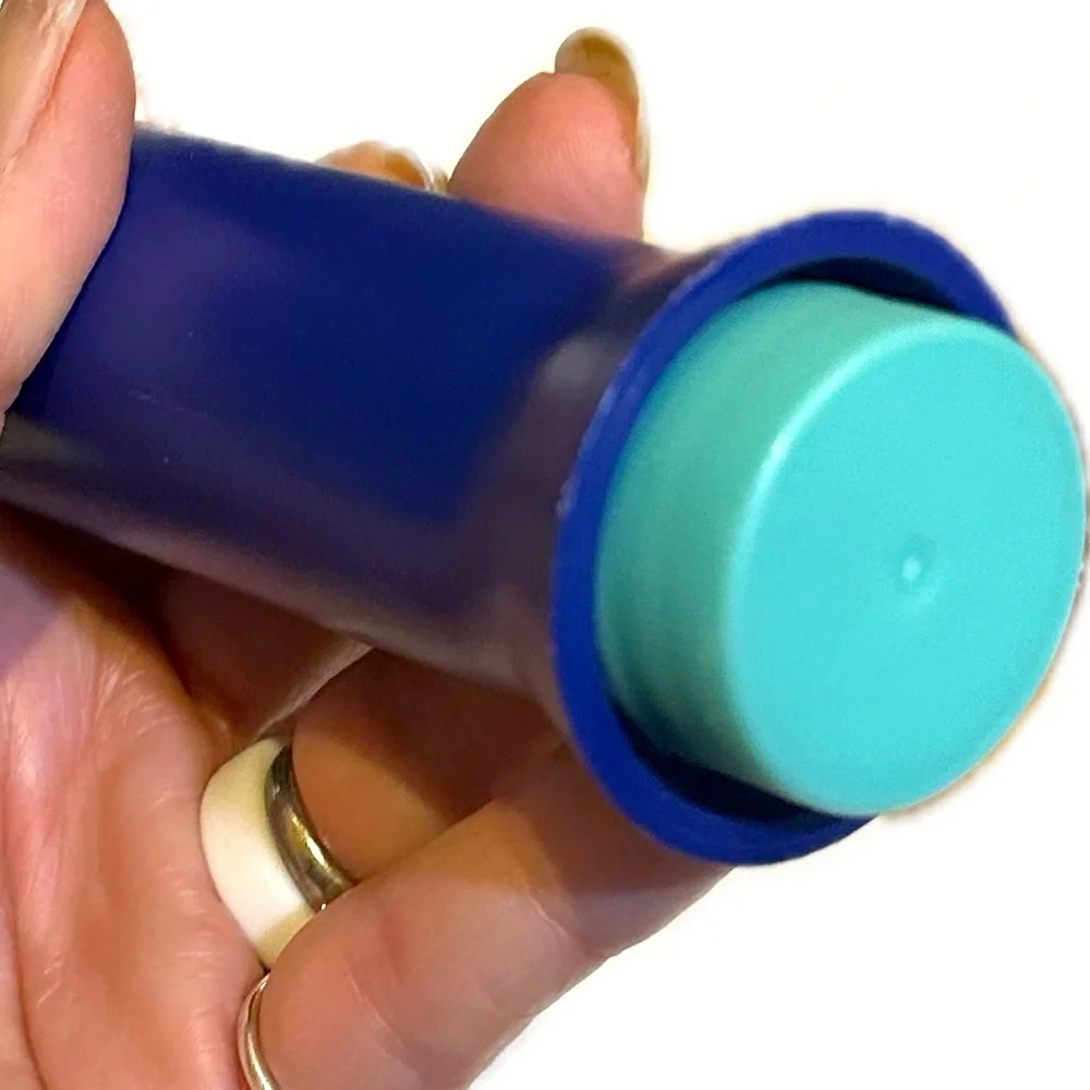 VTG TUPPERWARE FILL N CHILL ROLLING PIN WHITE BLUE BELGIUM MADE BAKE COOK PASTRY